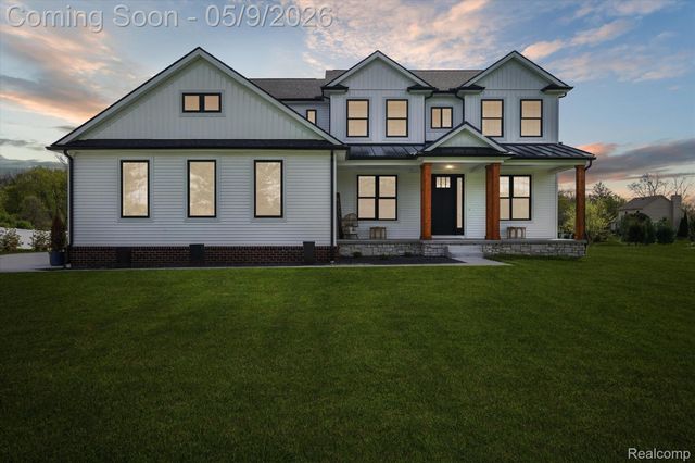 27598 Green Valley Drive, Lyon Charter Township, MI 48165