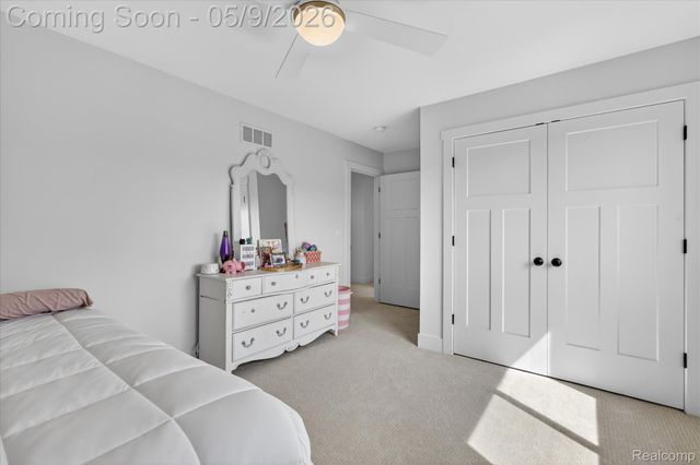 27598 Green Valley Drive, Lyon Charter Township, MI 48165
