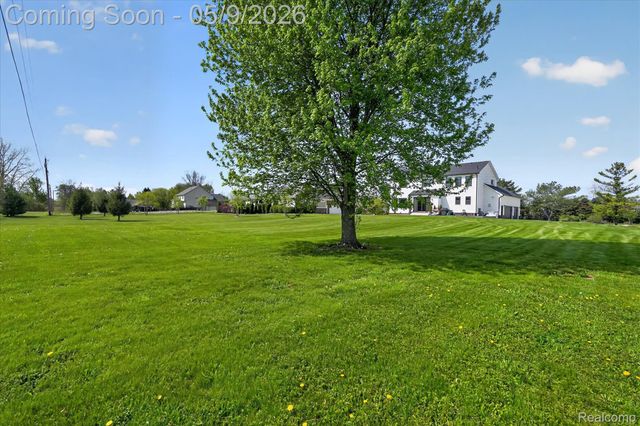 27598 Green Valley Drive, Lyon Charter Township, MI 48165