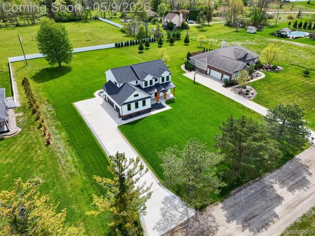 27598 Green Valley Drive, Lyon Charter Township, MI 48165