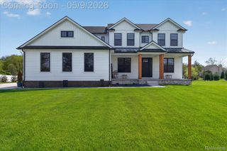 27598 Green Valley Drive, Lyon Charter Township, MI 48165