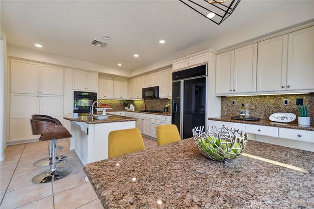 20800 Campania, Porter Ranch, CA 91326
