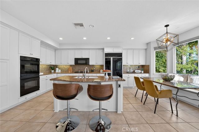 20800 Campania, Porter Ranch, CA 91326