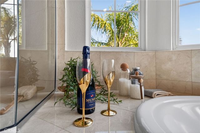 20800 Campania, Porter Ranch, CA 91326