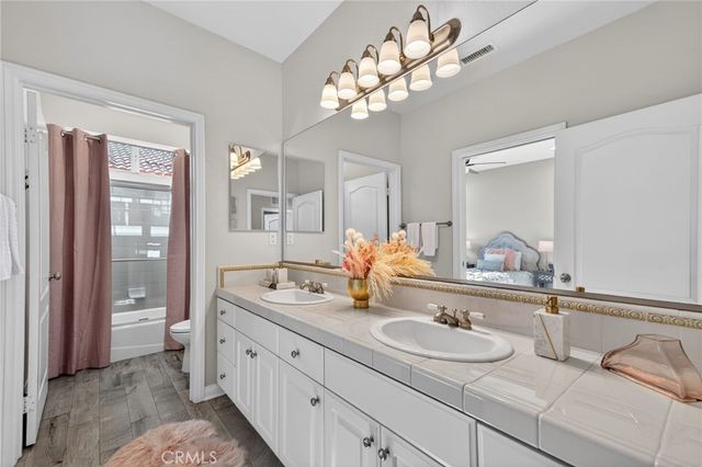20800 Campania, Porter Ranch, CA 91326