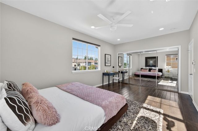 20800 Campania, Porter Ranch, CA 91326