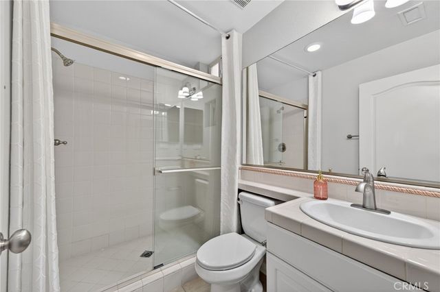 20800 Campania, Porter Ranch, CA 91326
