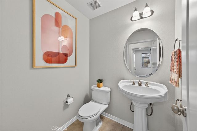 20800 Campania, Porter Ranch, CA 91326