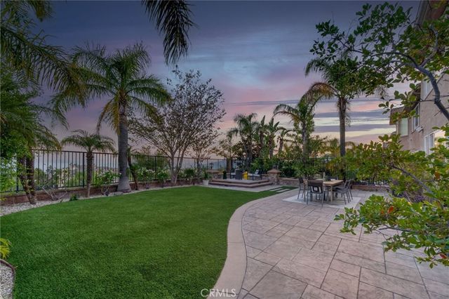 20800 Campania, Porter Ranch, CA 91326