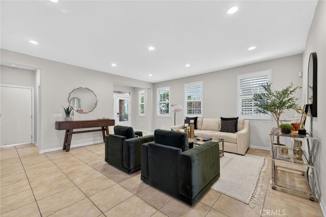 20800 Campania, Porter Ranch, CA 91326