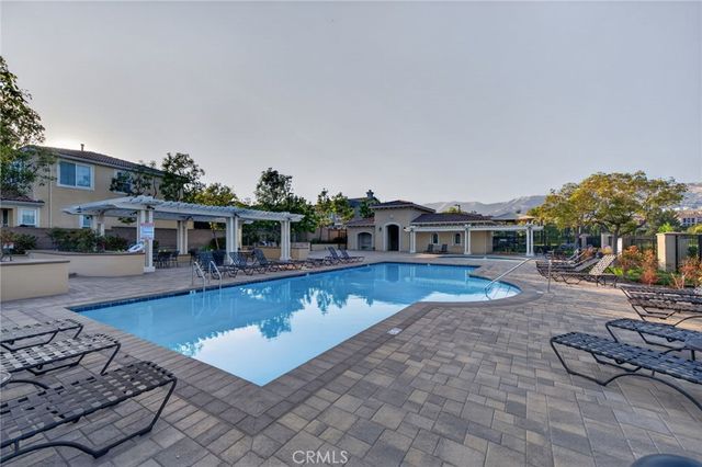 20800 Campania, Porter Ranch, CA 91326