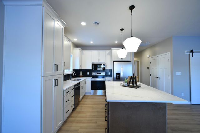 102 Fairway Street, Zumbrota, MN 55992