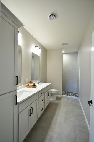 102 Fairway Street, Zumbrota, MN 55992