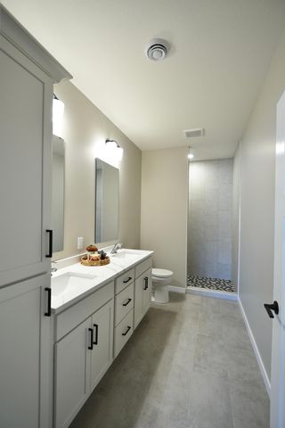 102 Fairway Street, Zumbrota, MN 55992