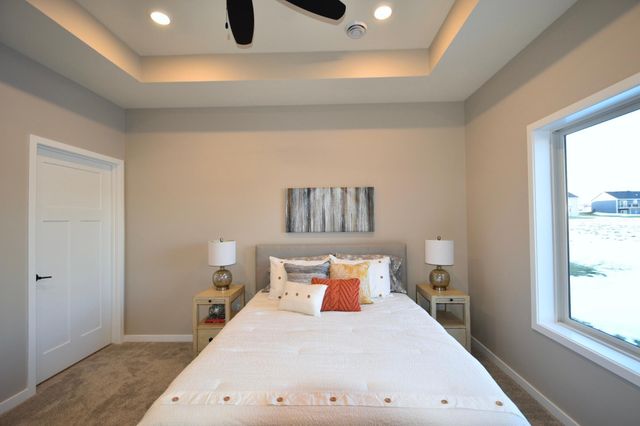 102 Fairway Street, Zumbrota, MN 55992