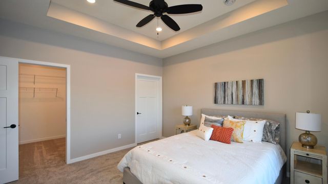 102 Fairway Street, Zumbrota, MN 55992