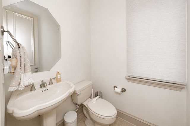 8934 Greenville Avenue, Dallas, TX 75243