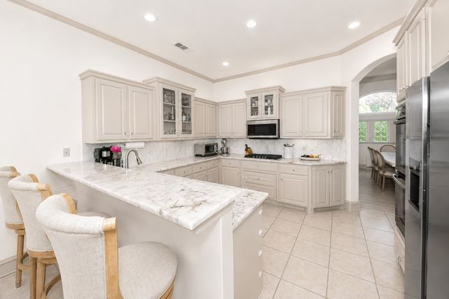 8934 Greenville Avenue, Dallas, TX 75243