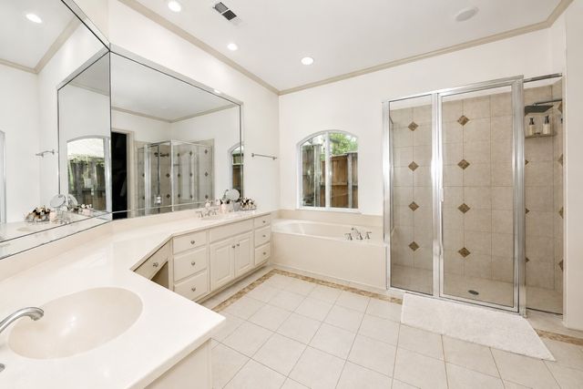 8934 Greenville Avenue, Dallas, TX 75243