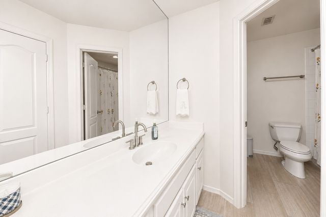 8934 Greenville Avenue, Dallas, TX 75243