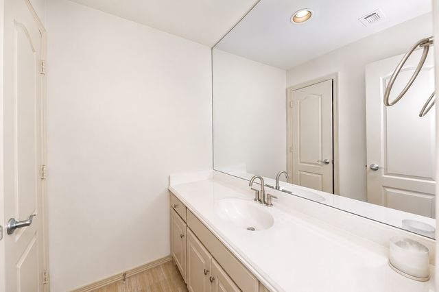 8934 Greenville Avenue, Dallas, TX 75243