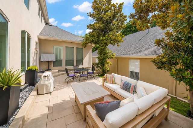 8934 Greenville Avenue, Dallas, TX 75243