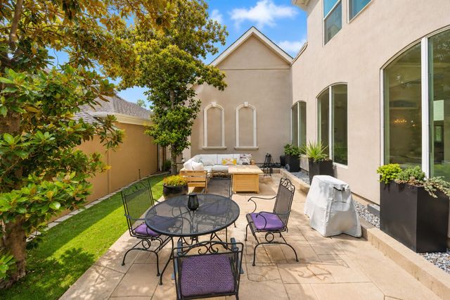 8934 Greenville Avenue, Dallas, TX 75243