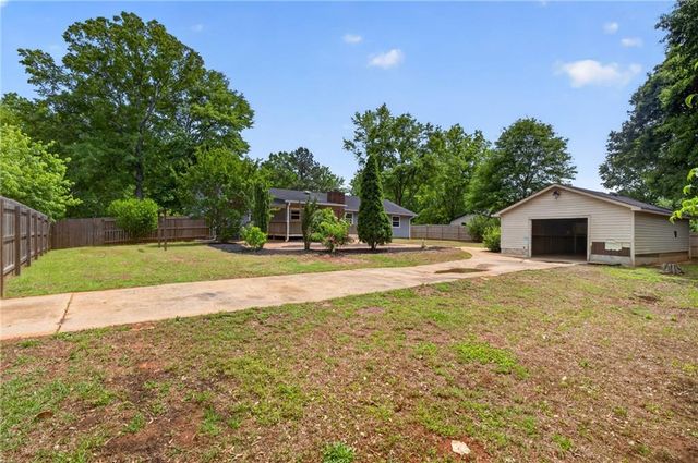 2396 Wales Drive, Austell, GA 30106