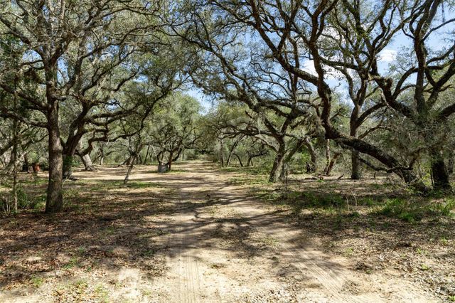 TBD Hwy 90, Sheridan, TX 77475