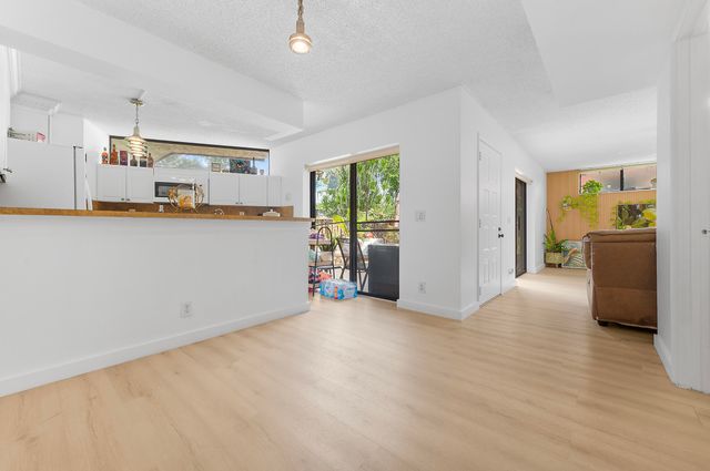 8141 Severn Drive B, Boca Raton, FL 33433