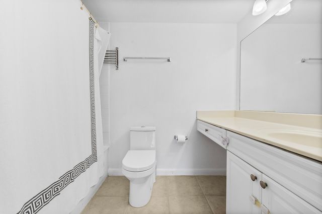 8141 Severn Drive B, Boca Raton, FL 33433