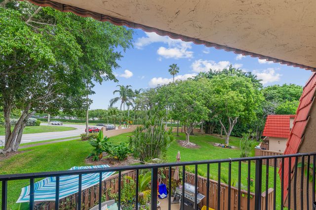 8141 Severn Drive B, Boca Raton, FL 33433