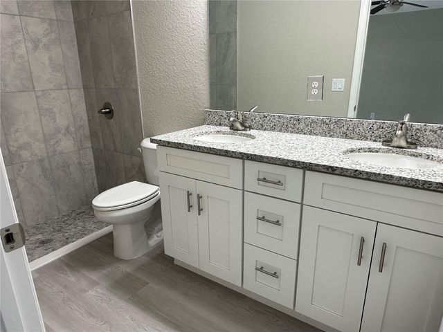 217 FISHER ROAD, Ocklawaha, FL 32179