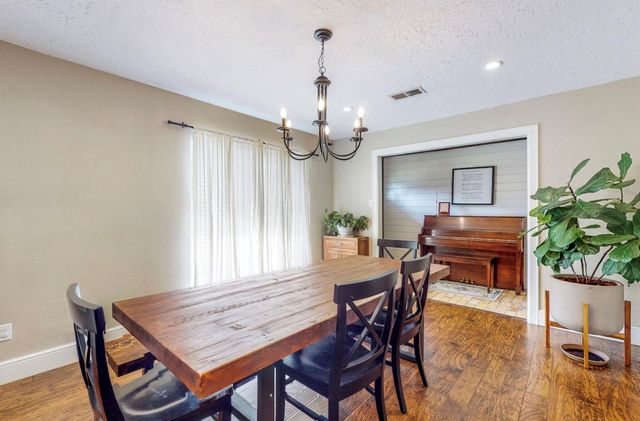 30819 Quinn Road, Tomball, TX 77375