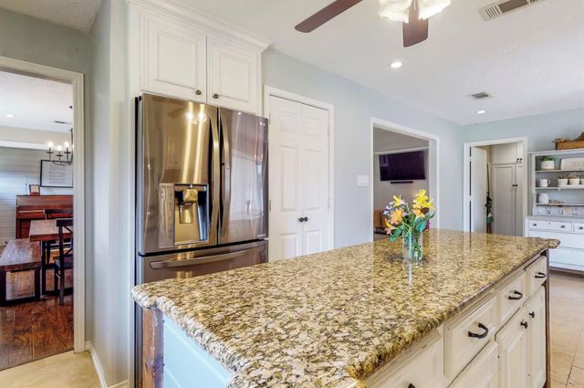 30819 Quinn Road, Tomball, TX 77375