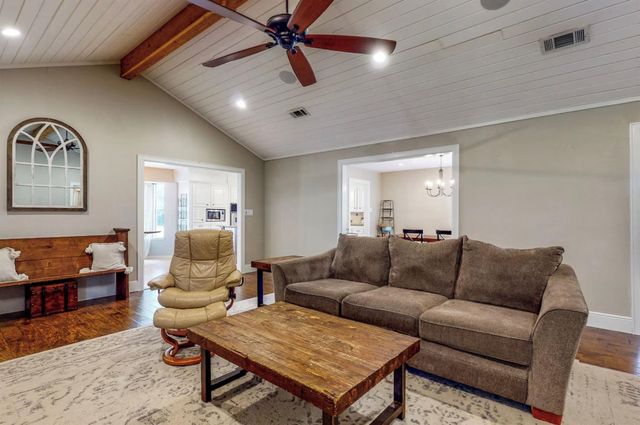 30819 Quinn Road, Tomball, TX 77375