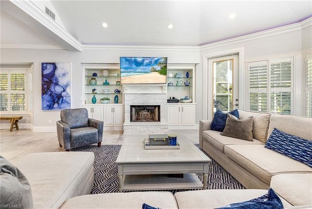 16111 Bentwood Palms DR, Fort Myers, FL 33908