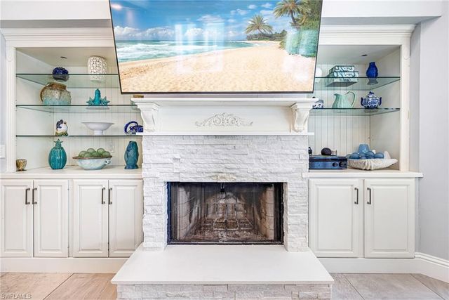 16111 Bentwood Palms DR, Fort Myers, FL 33908