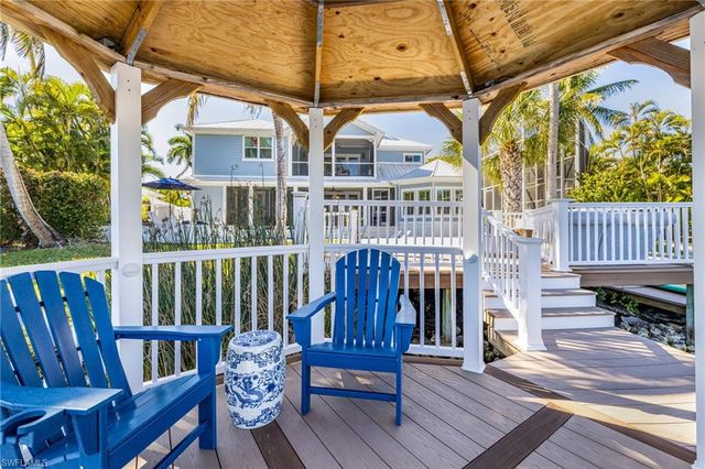 16111 Bentwood Palms DR, Fort Myers, FL 33908