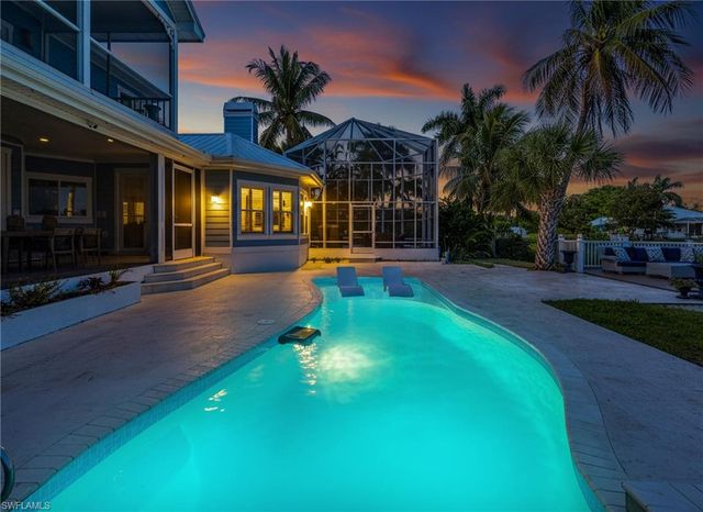 16111 Bentwood Palms DR, Fort Myers, FL 33908