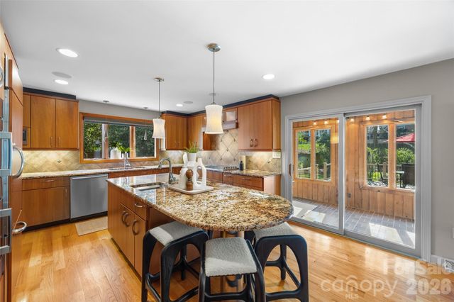 5337 Hillingdon Road, Charlotte, NC 28226