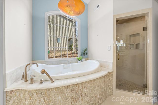 5337 Hillingdon Road, Charlotte, NC 28226