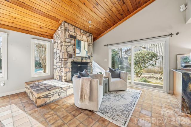 5337 Hillingdon Road, Charlotte, NC 28226