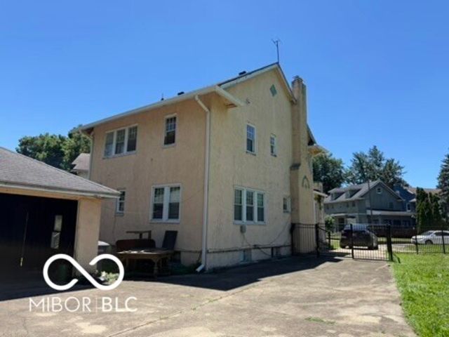 548 Central Court N, Indianapolis, IN 46205