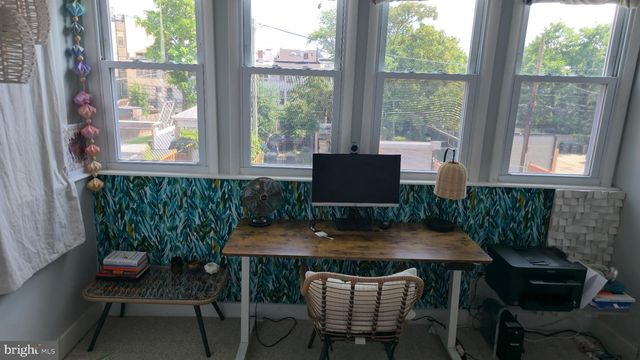 426 SHEPHERD ST NW, Washington, DC 20011
