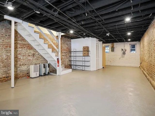 426 SHEPHERD ST NW, Washington, DC 20011