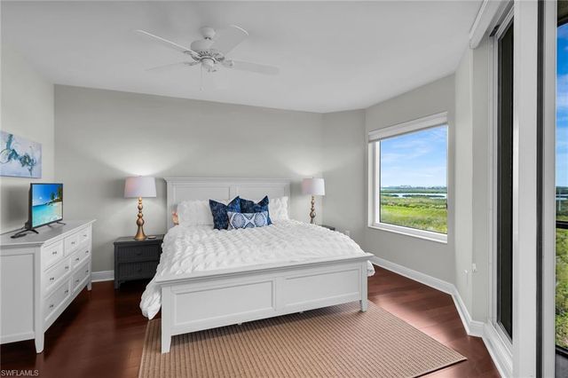 1065 Borghese LN 1003, Naples, FL 34114