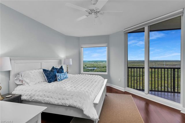 1065 Borghese LN 1003, Naples, FL 34114