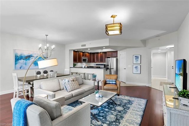 1065 Borghese LN 1003, Naples, FL 34114