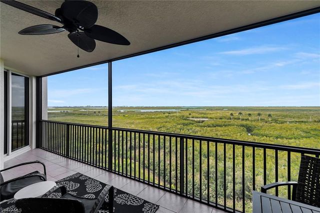 1065 Borghese LN 1003, Naples, FL 34114